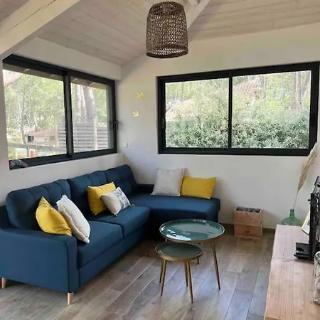Casa de Férias Maison Au Calme Sous Les Pins *